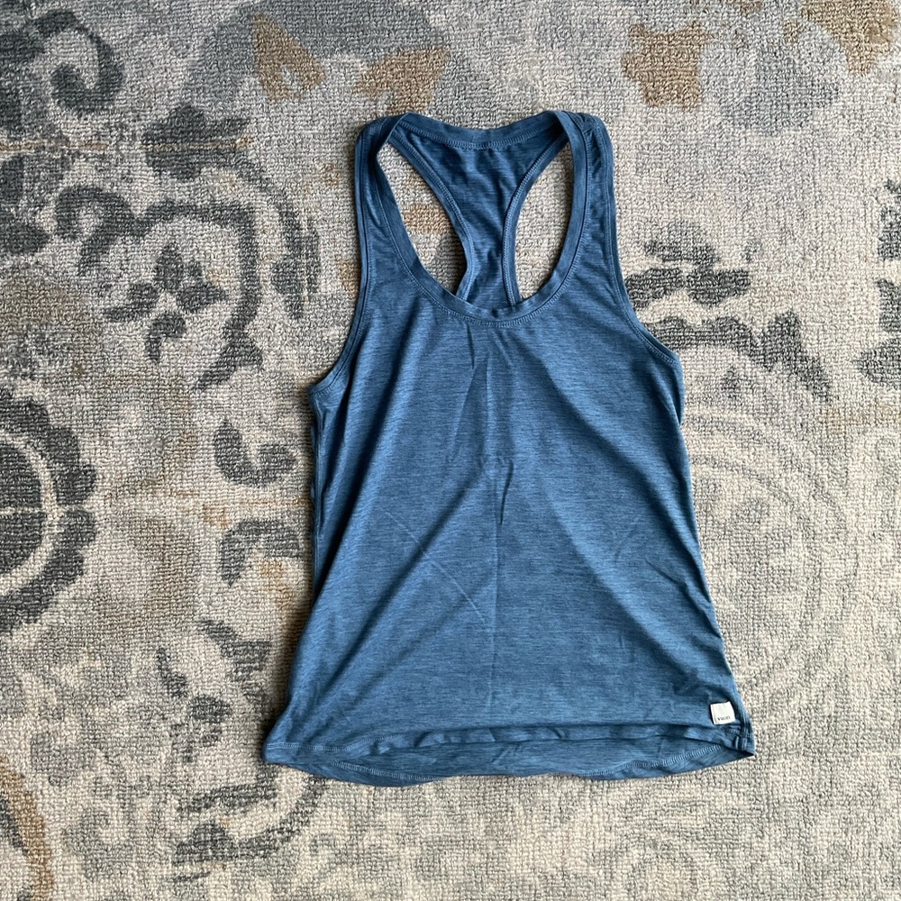 Vuori Lux Performance Tank